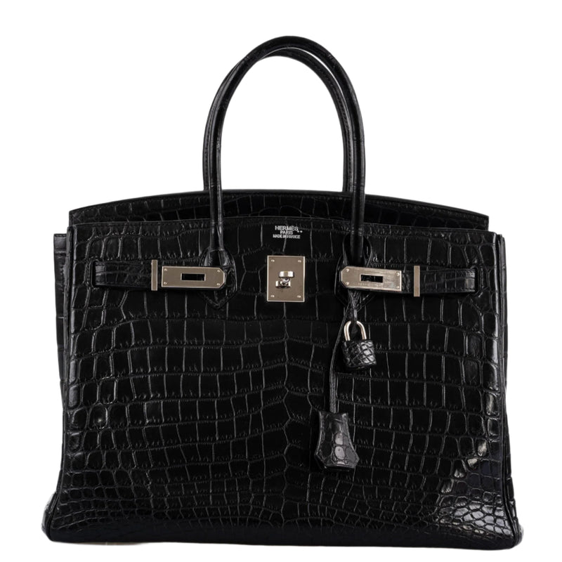 Close-up of 2011 O Square stamp inside the Birkin