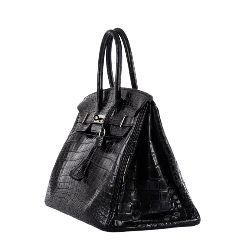 Palladium hardware and lock closure on Birkin 35 matte crocodile

