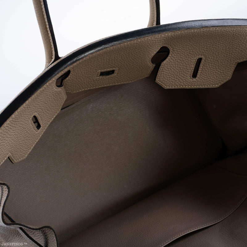 Open top flap showing craftsmanship and inner structure