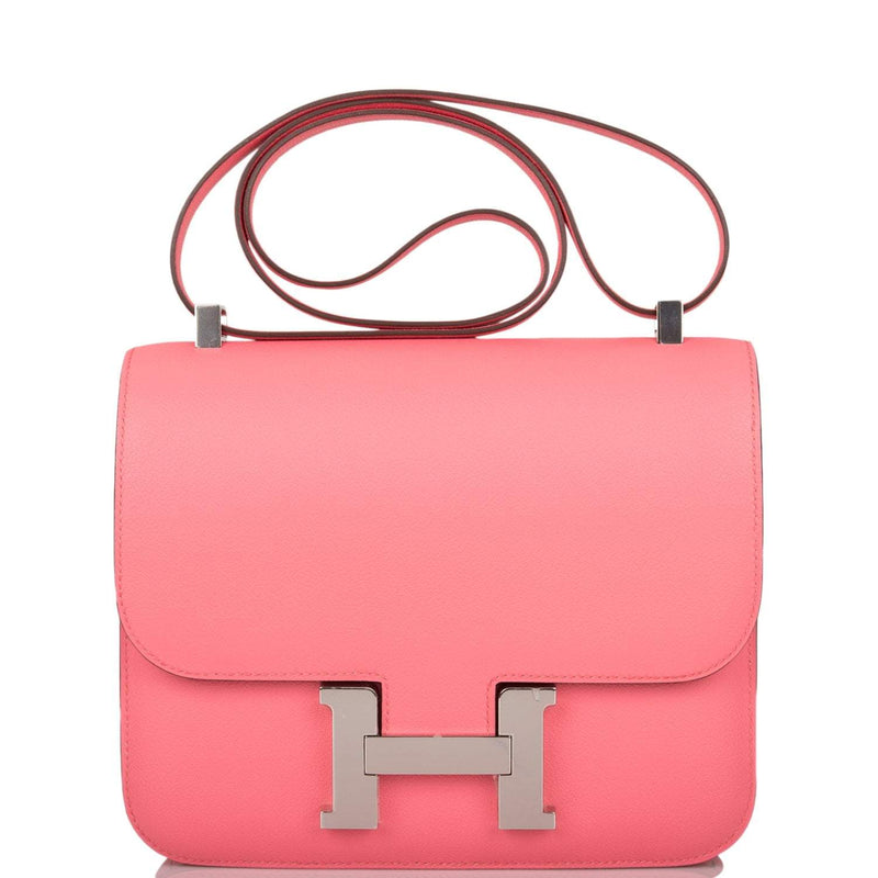 Hermes Constance 24cm handbag in Rose D'Ete Verso Evercolor leather with palladium hardware.