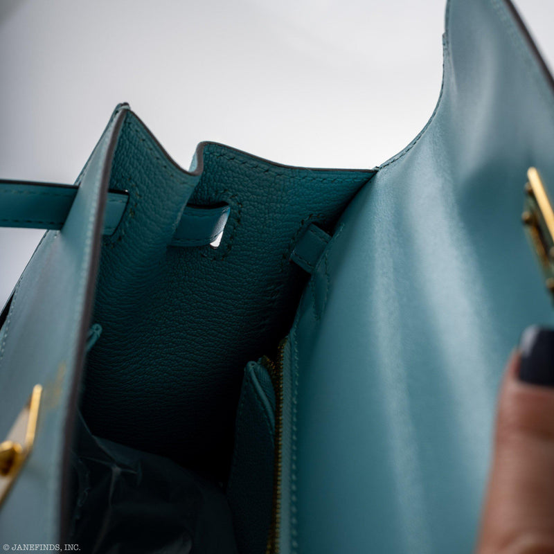Gold hardware accent on the Blue Atoll Hermes Kelly 25 handbag