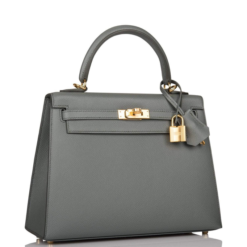 Front view of Hermes Kelly 25 Sellier in Vert Amande Epsom leather