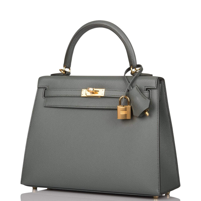 Side profile of Kelly 25cm in gray-green with gold hardware