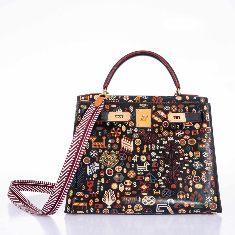 Rear view of Qashqai painted Hermes Kelly 28