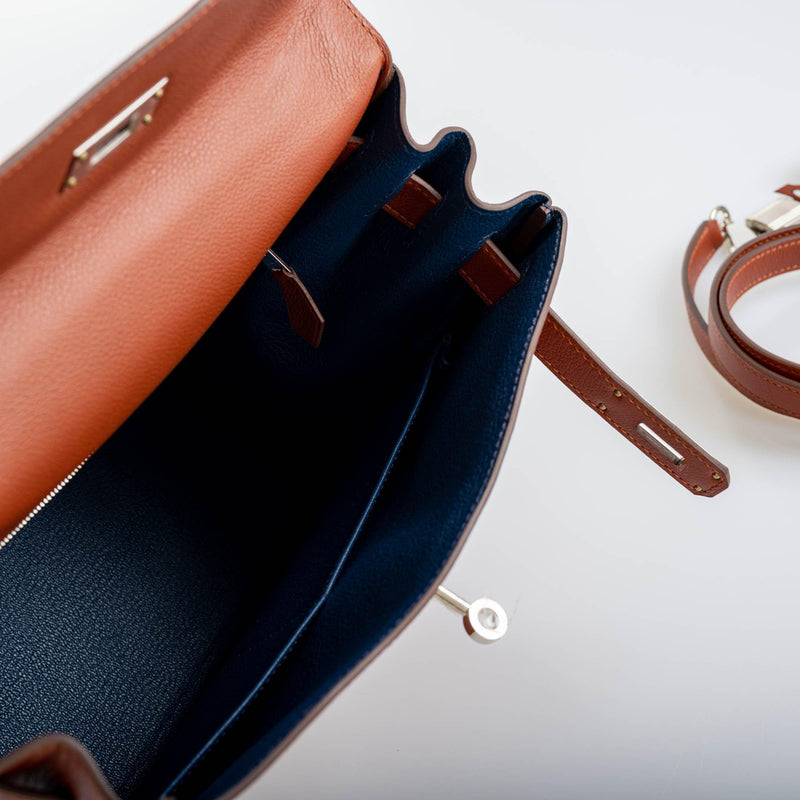 A detail of the strap and buckle