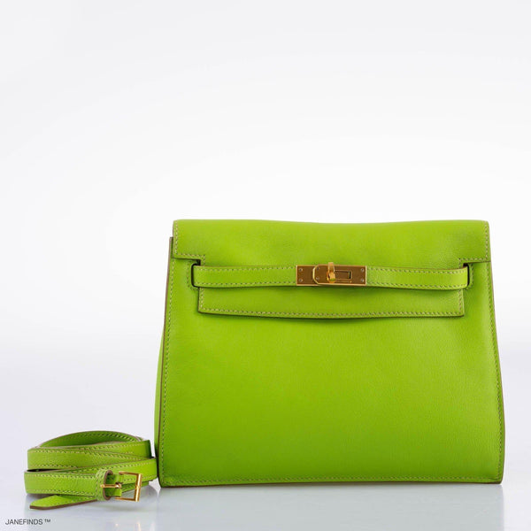 Front view of Hermes Kelly Danse II in Vert Cru Swift leather with gold hardware.