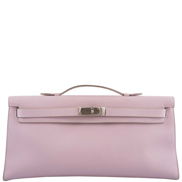 Front view of Hermes Kelly Longue in Rose Dragee Evergrain with palladium hardware.

