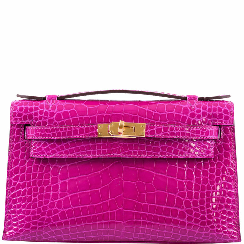 Front view of Hermes Kelly Mini Pochette in Rose Scheherazade Shiny Alligator