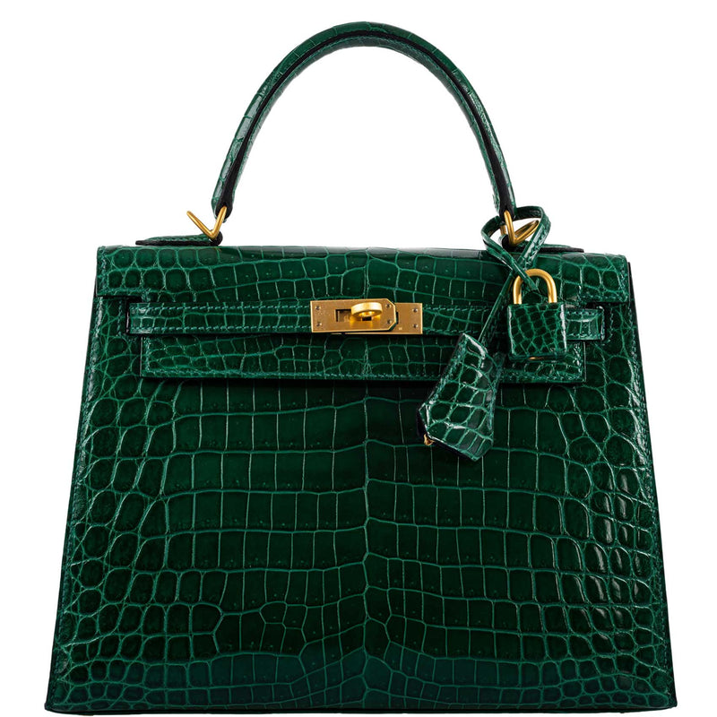 Front view of the Hermes Kelly Sellier 25 HSS in Emerald Nilo Crocodile