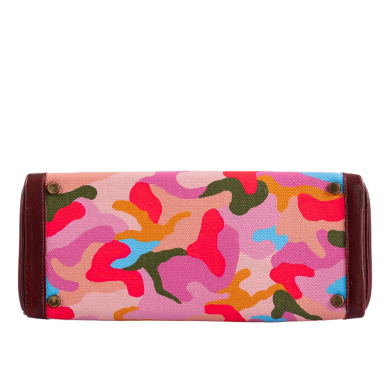 Rear panel showing unique camouflage artwork