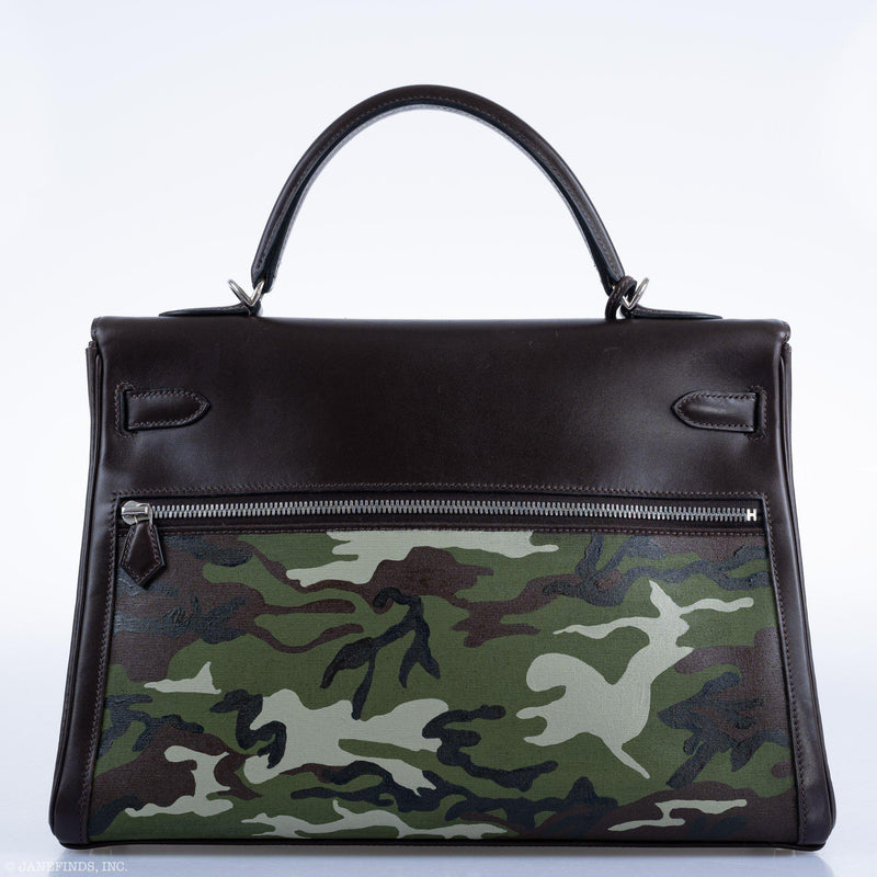 Interior view of Hermes Kelly Lakis bag with spacious lining and zipped compartments
