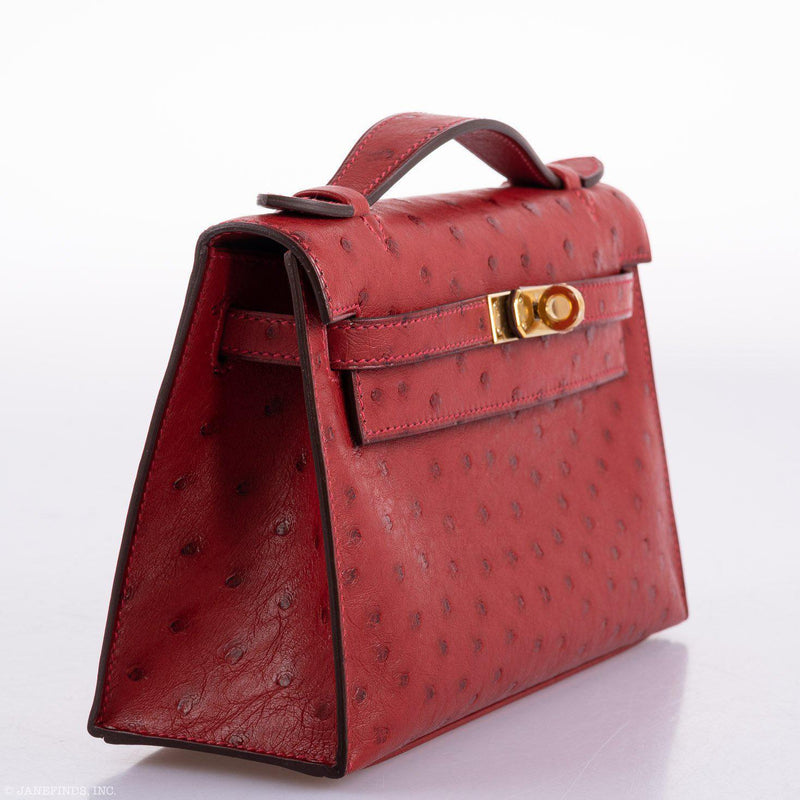 Side profile showing depth and fine stitching