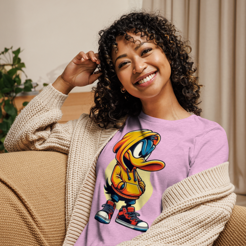 Women's Relaxed T-Shirt – Daffy Duck Print